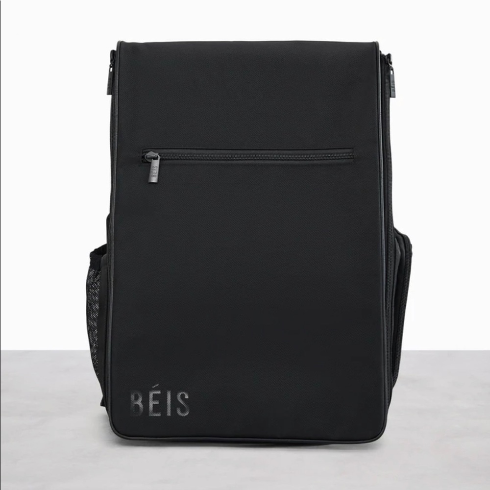 Beis The Hangin Backpack